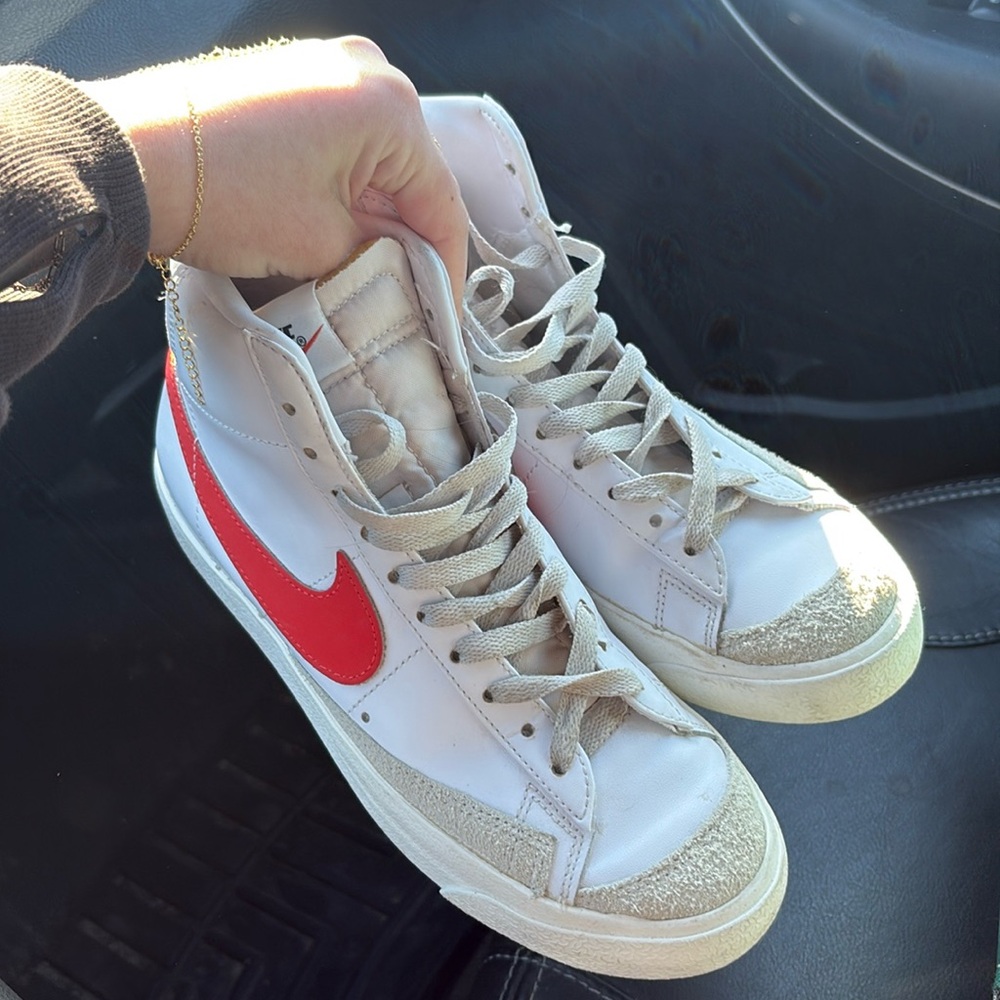 Nike Women’s White Sneakers with Red Swoosh